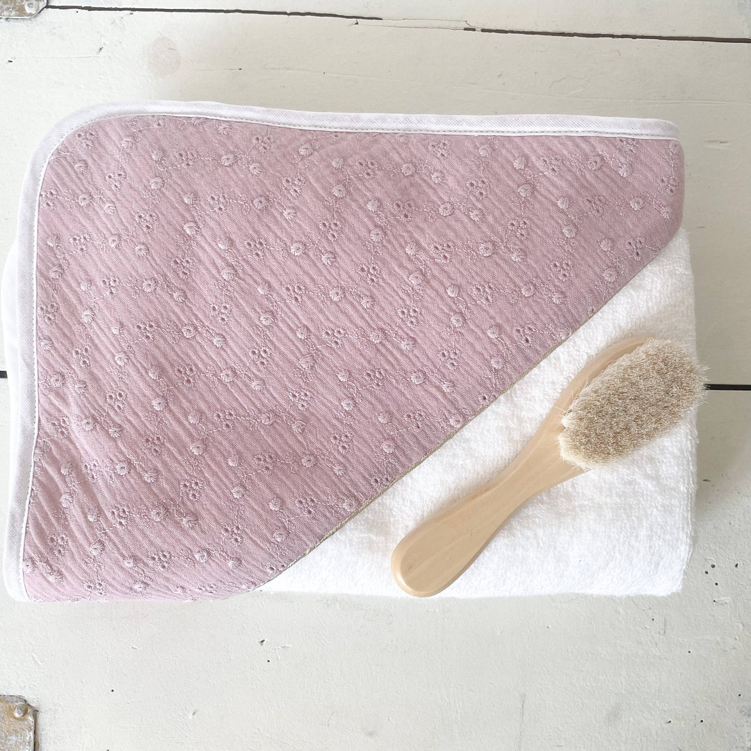 Cape de bain broderie anglaise rose