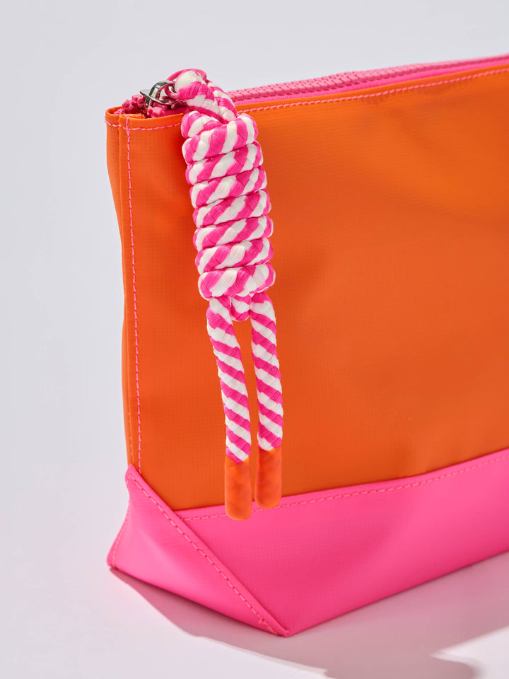 PORT WATER RESISTANT ZIP POUCH: WHITE