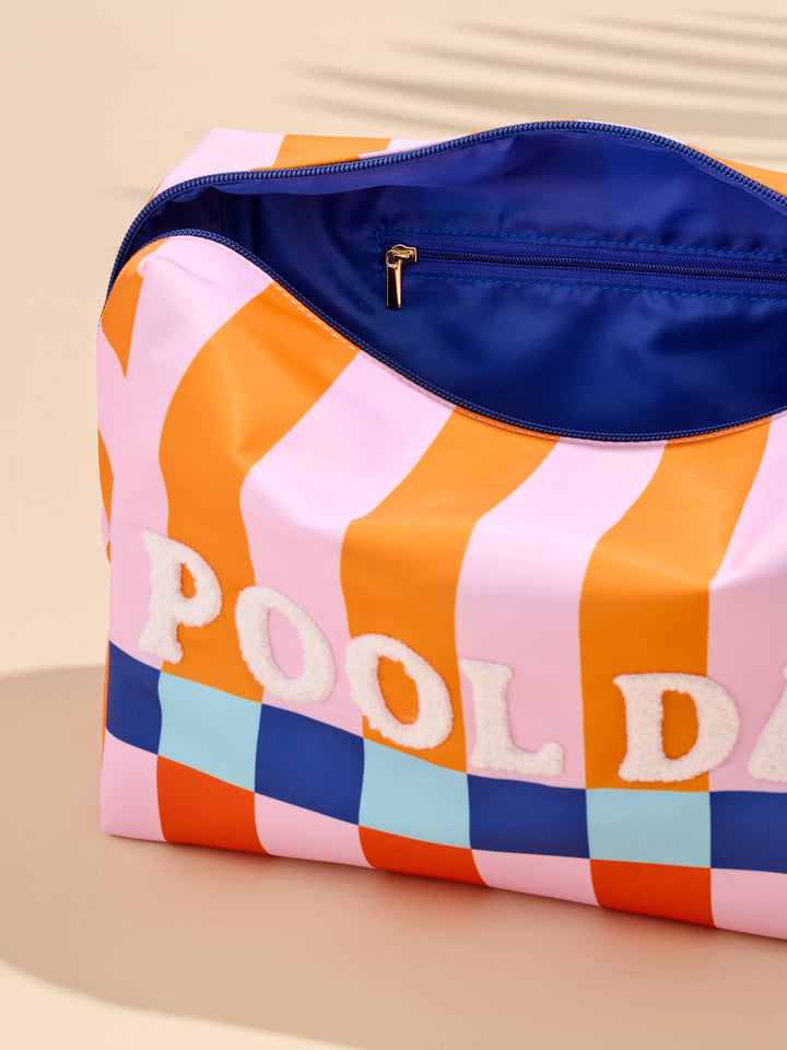 "POOL DAY" OVERSIZED ZIP POUCH,MULTI