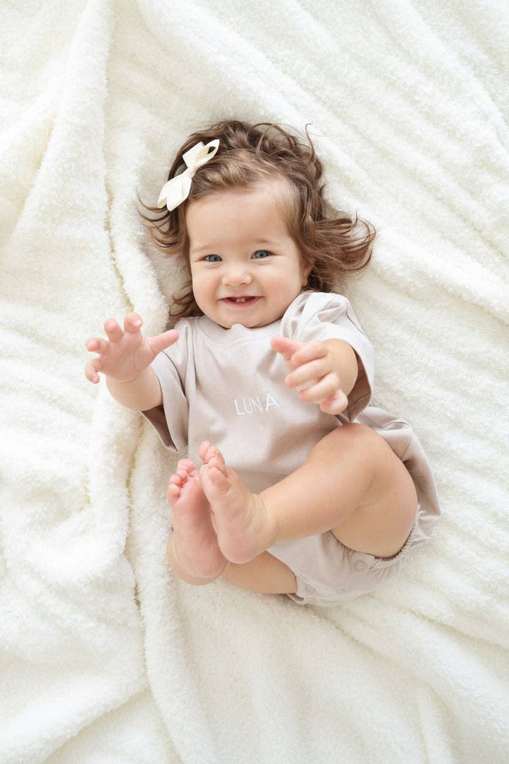 CuddleLane™ Luxe Blankets | (72" x 48") / Shell