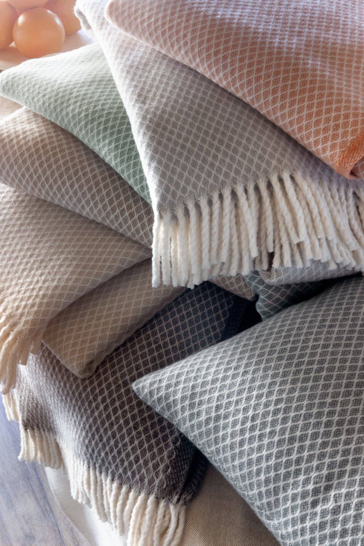 Diamond Lattice Throw-Linen