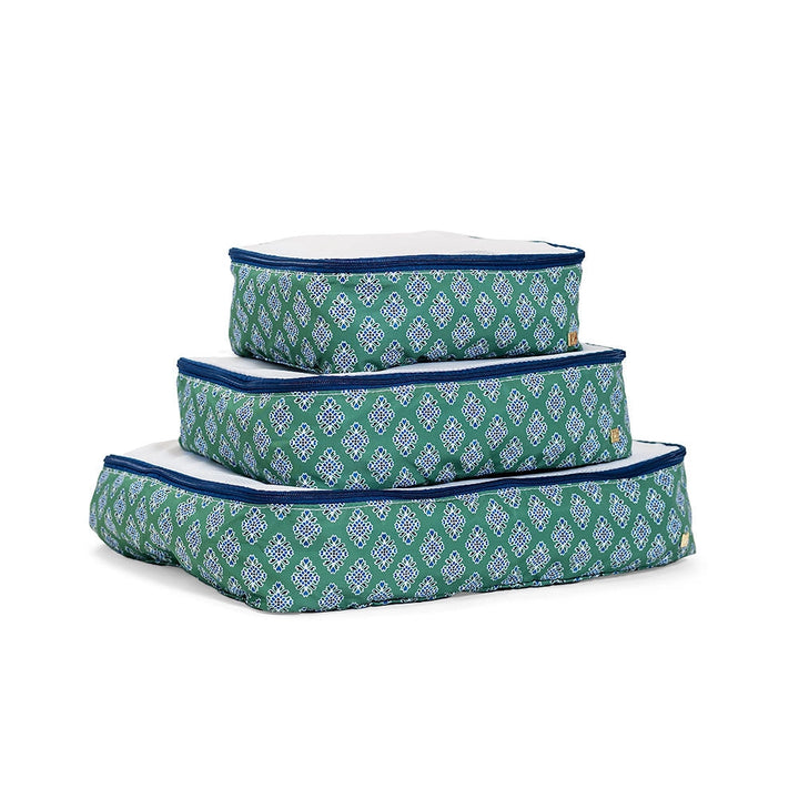 Packing Squad Cubes by TRVL