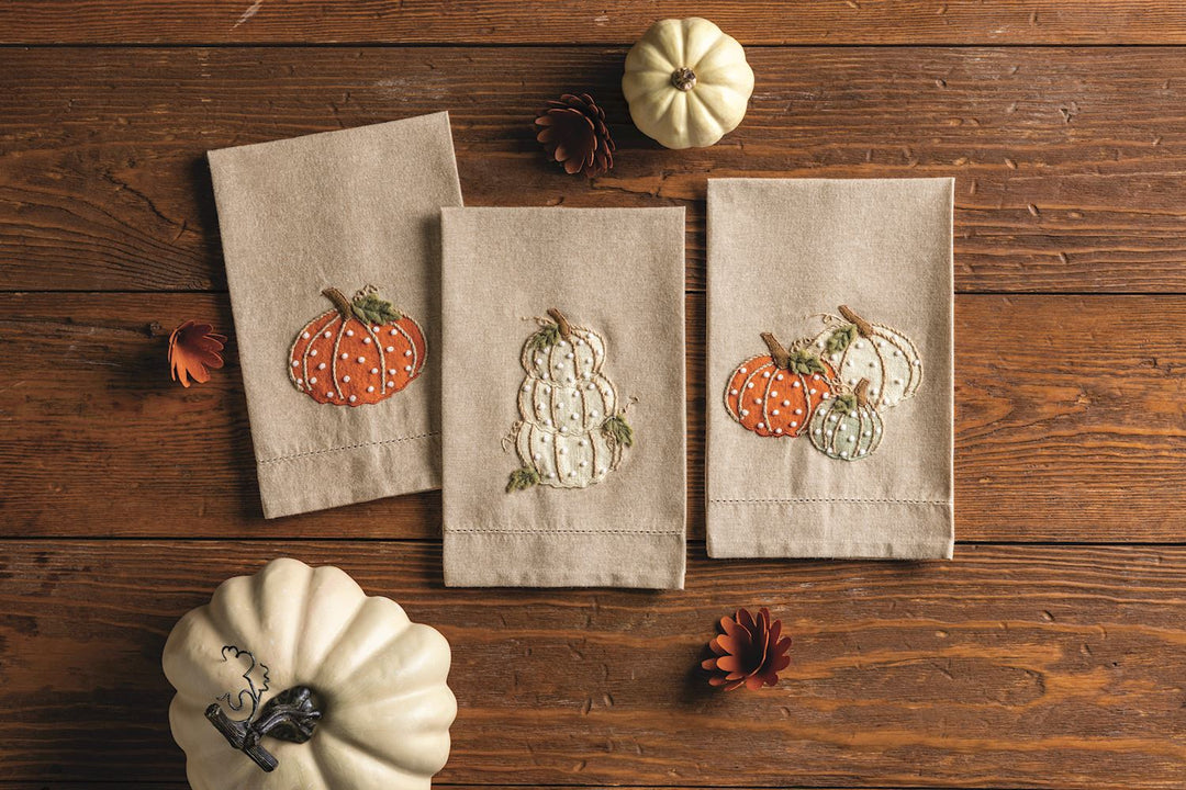 ASST PUMPKIN FRENCH KNOT TOWEL