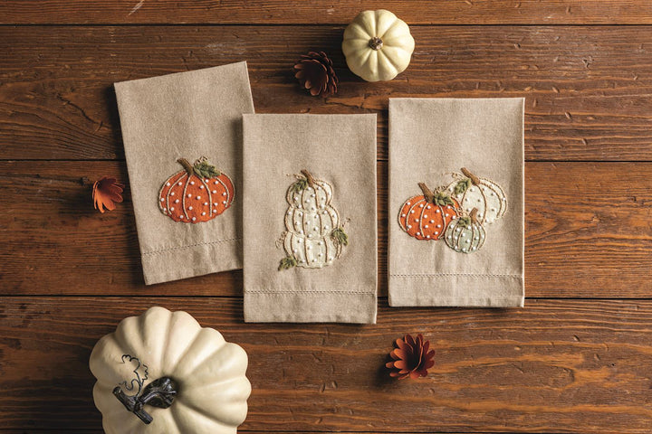 ASST PUMPKIN FRENCH KNOT TOWEL