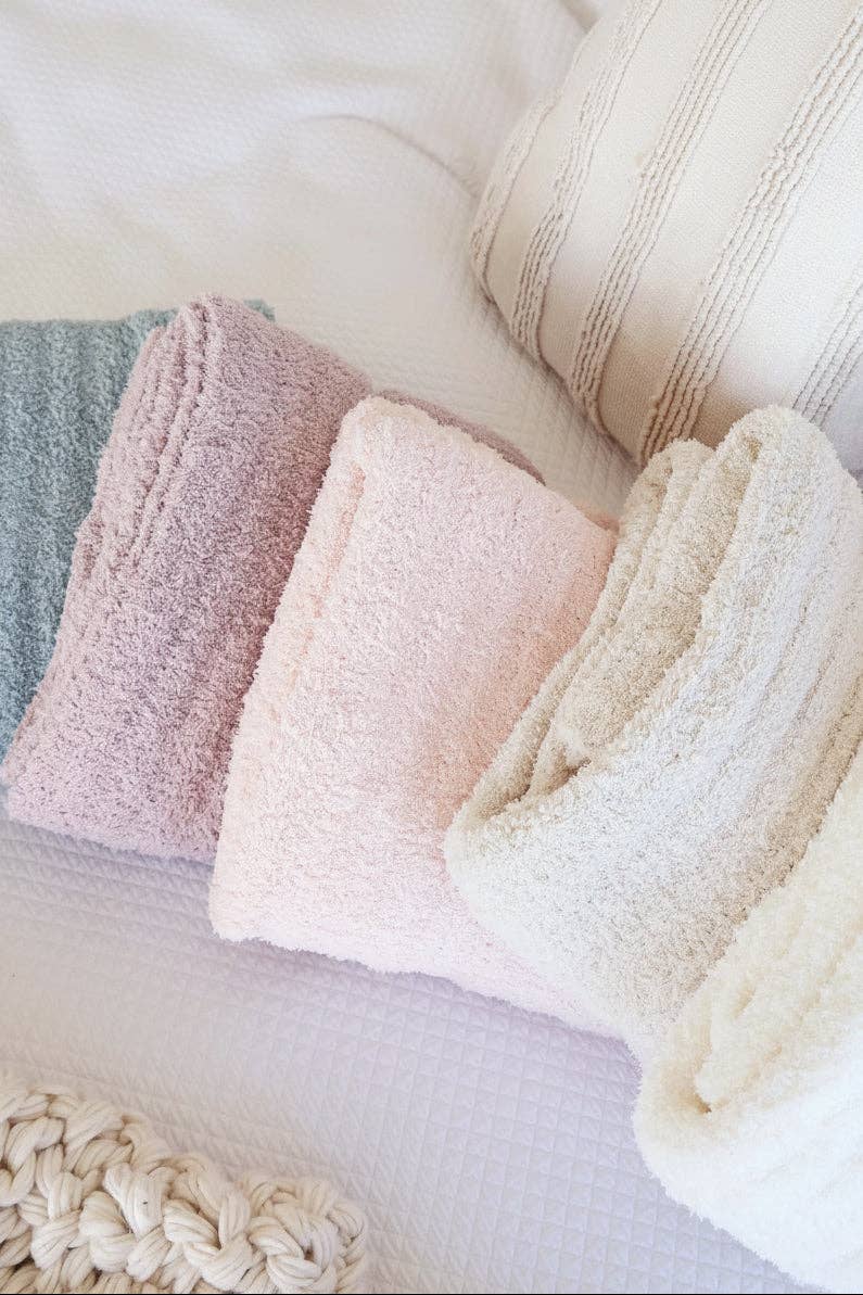 CuddleLane™ Luxe Blankets | (72" x 48") / Ivory