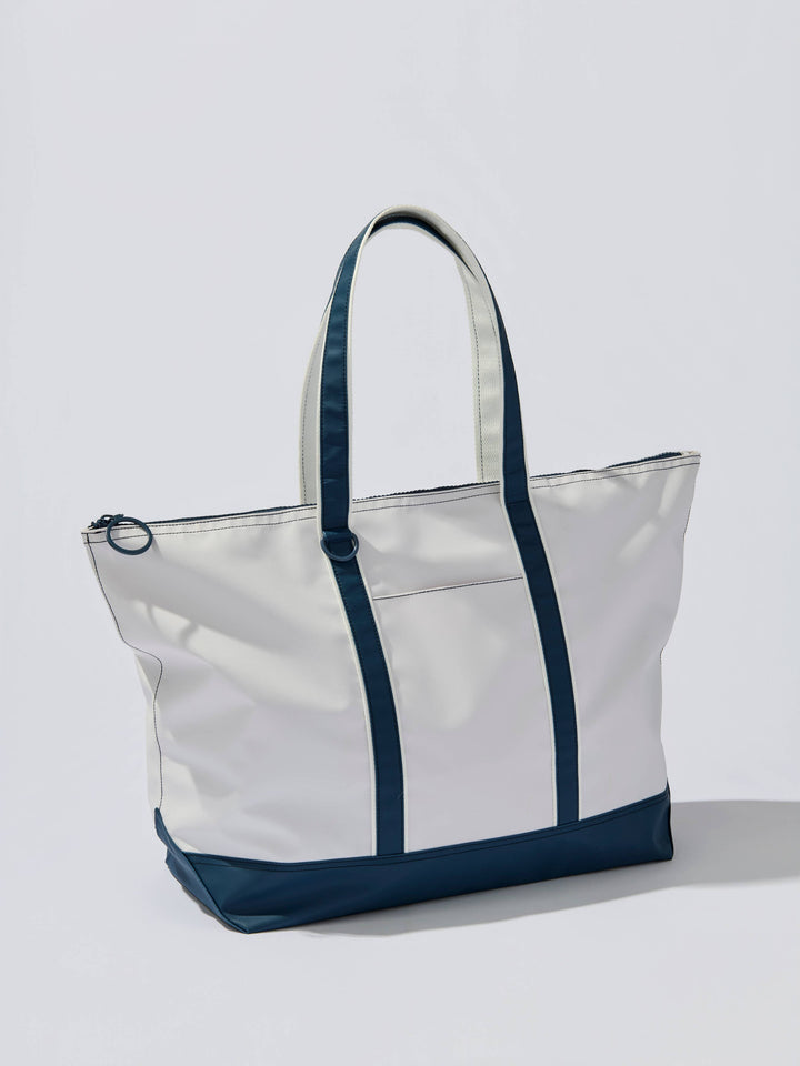PORT WATER RESISTANT TOTE: WHITE