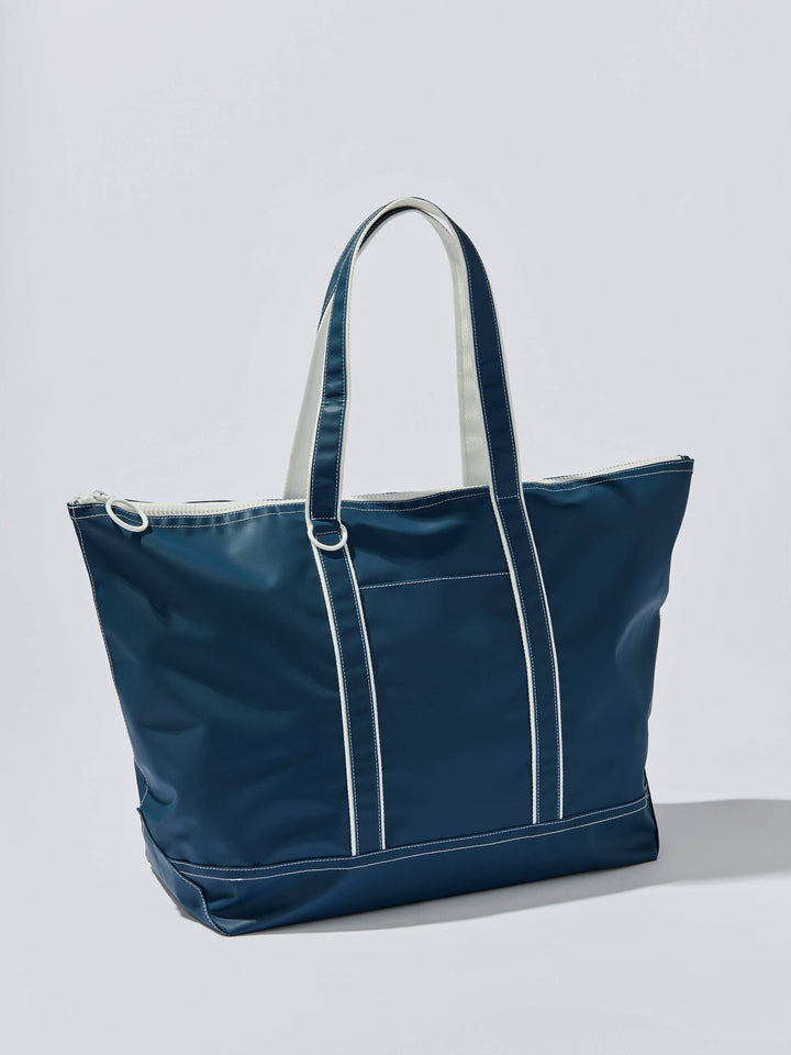 PORT WATER RESISTANT TOTE: WHITE