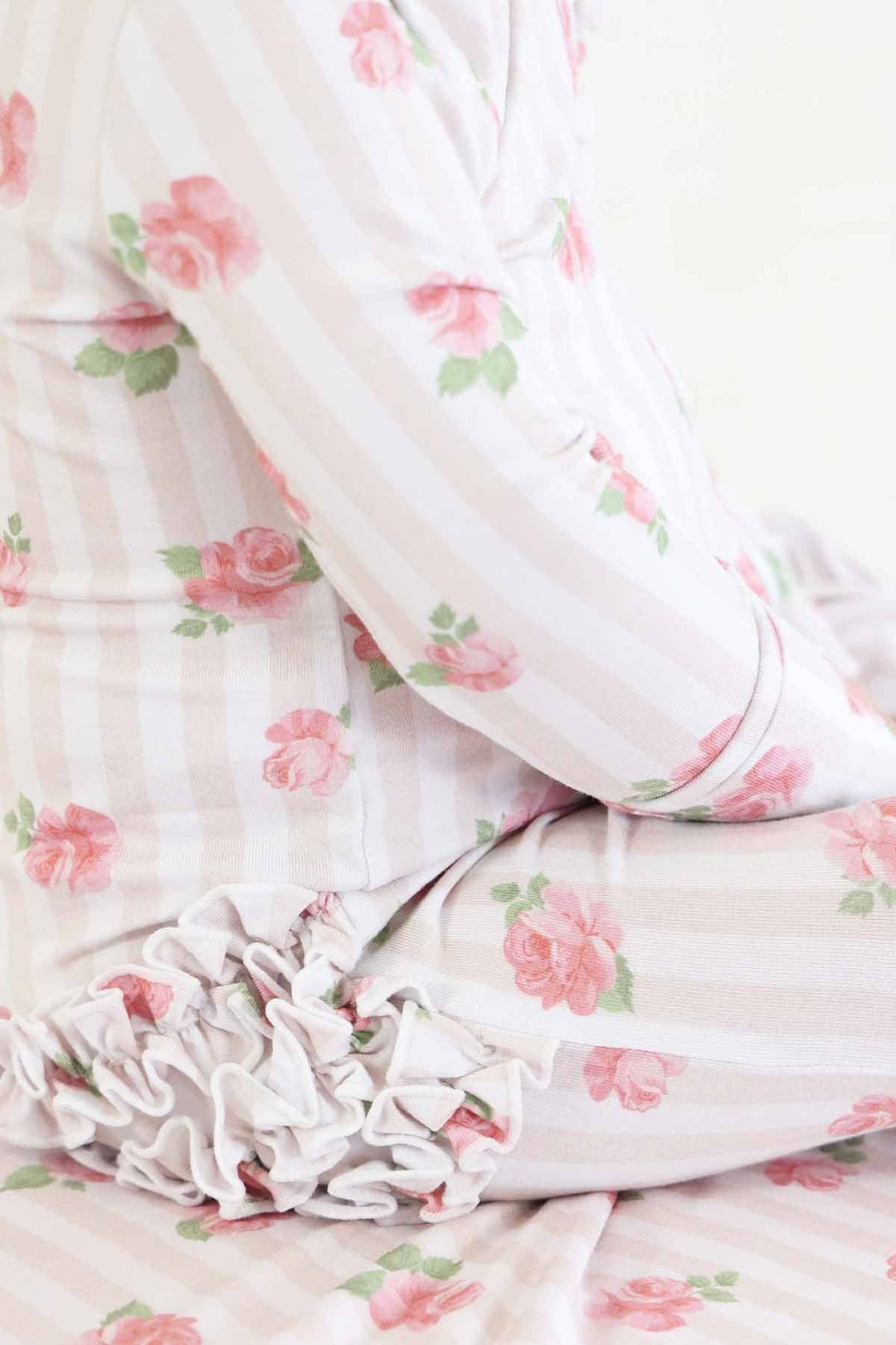 Rosy & Cozy Ruffle Zipper Footie: 0-3 months