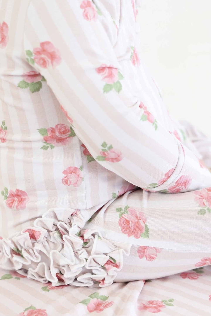 Rosy & Cozy Ruffle Zipper Footie: 0-3 months