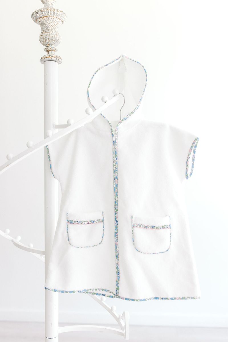 Sleeveless Cover Up w/ Hood - Blue Floral