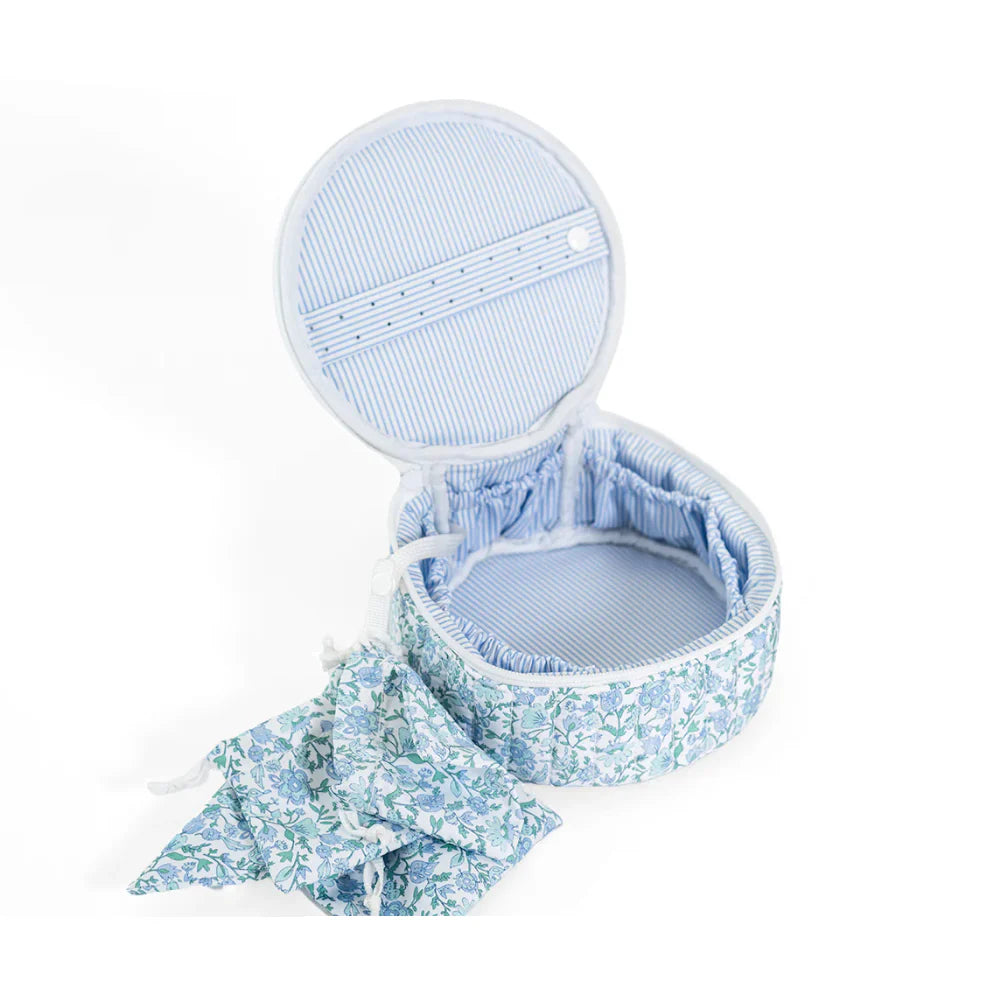 Quilted Jewel Round