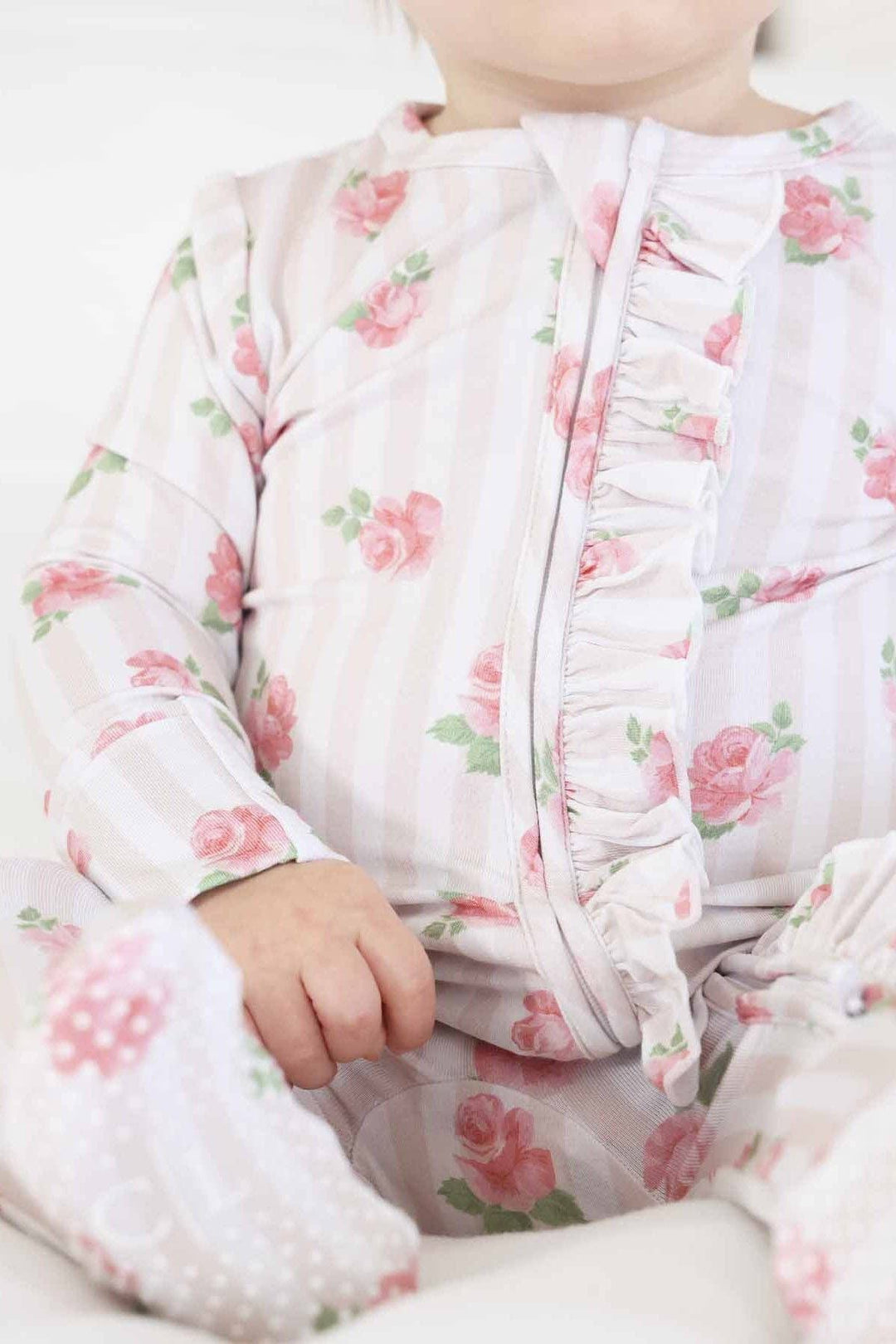 Rosy & Cozy Ruffle Zipper Footie: 3-6 months