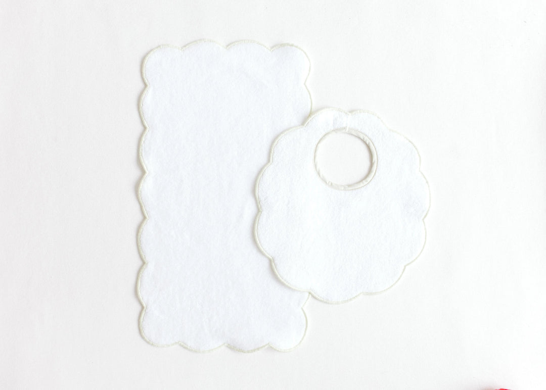 Bib & Burp with Scallop Edge