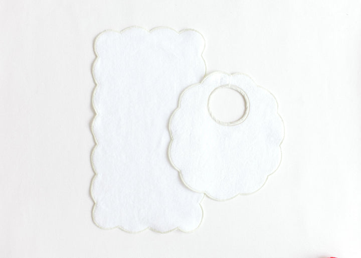 Bib & Burp with Scallop Edge