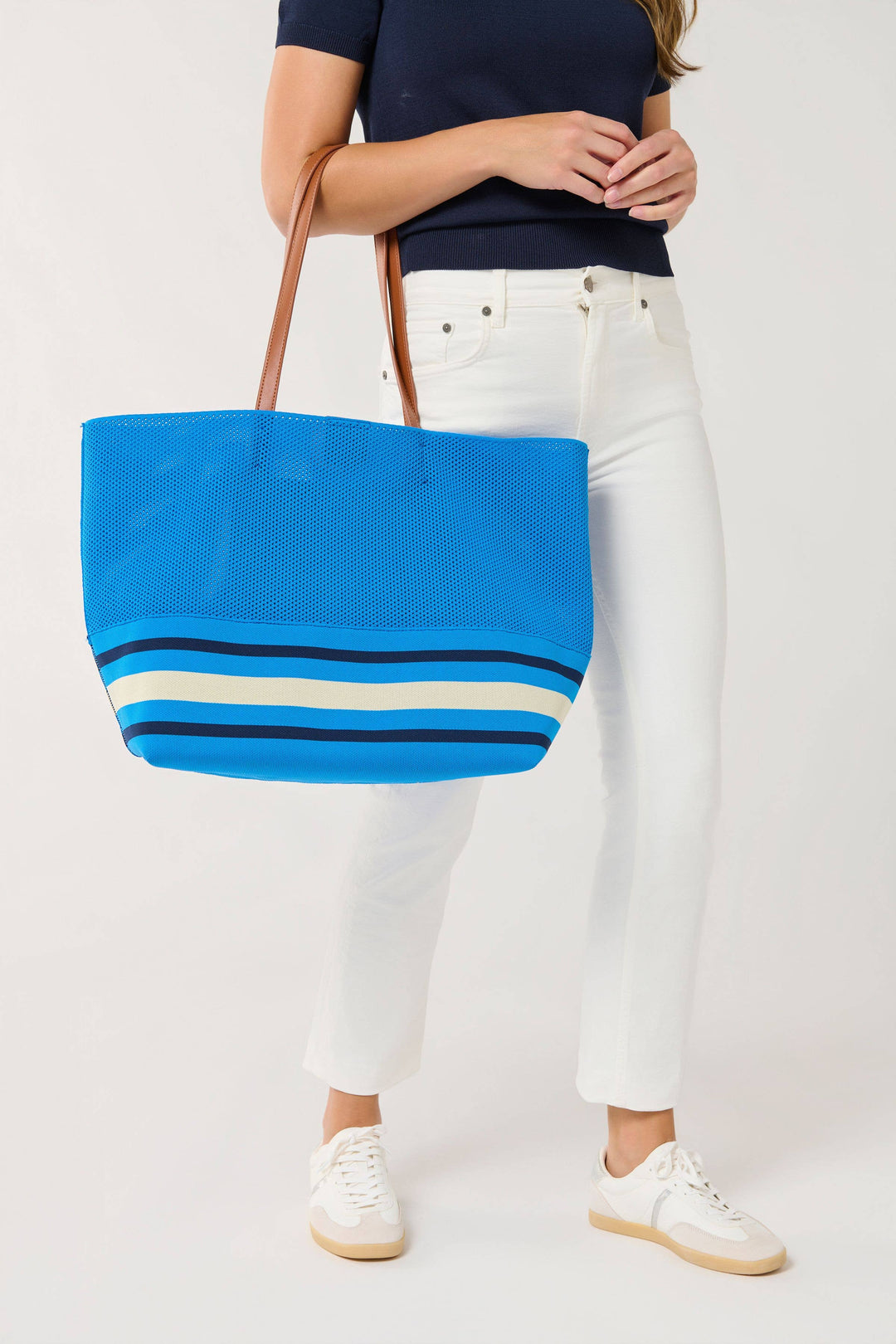 ARIA TOTE: TAN